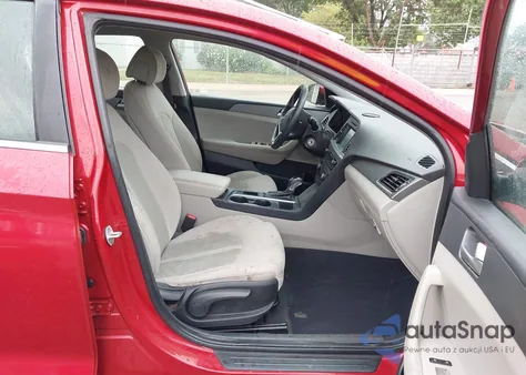 2017 Hyundai Sonata Se z USA, uszkodzony, nr VIN 5NPE24AFXHH593696